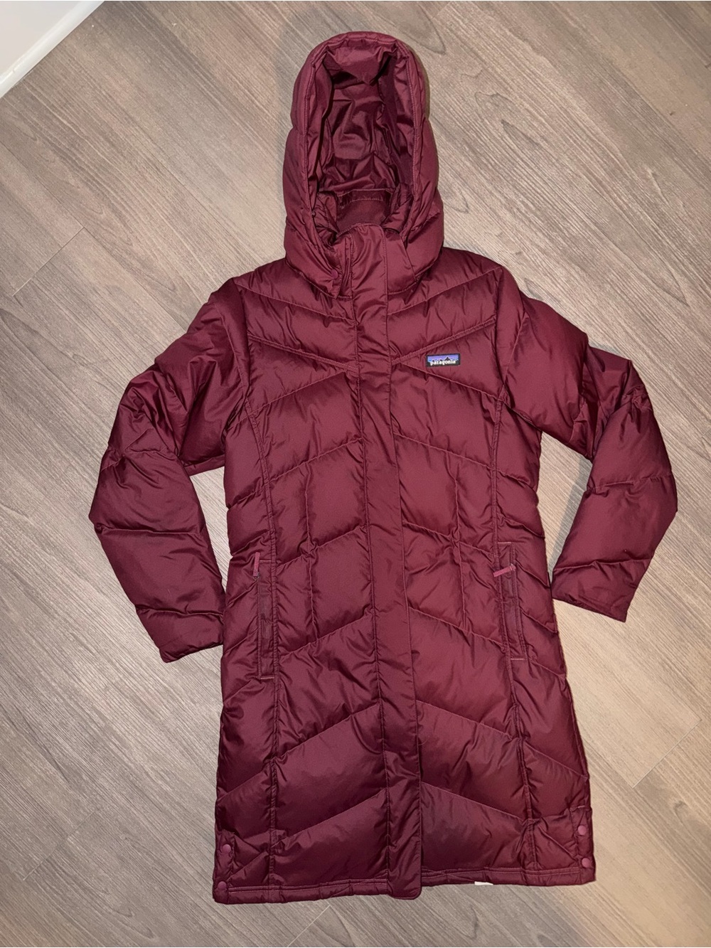 PATAGONIA Down With It Parka Maroon